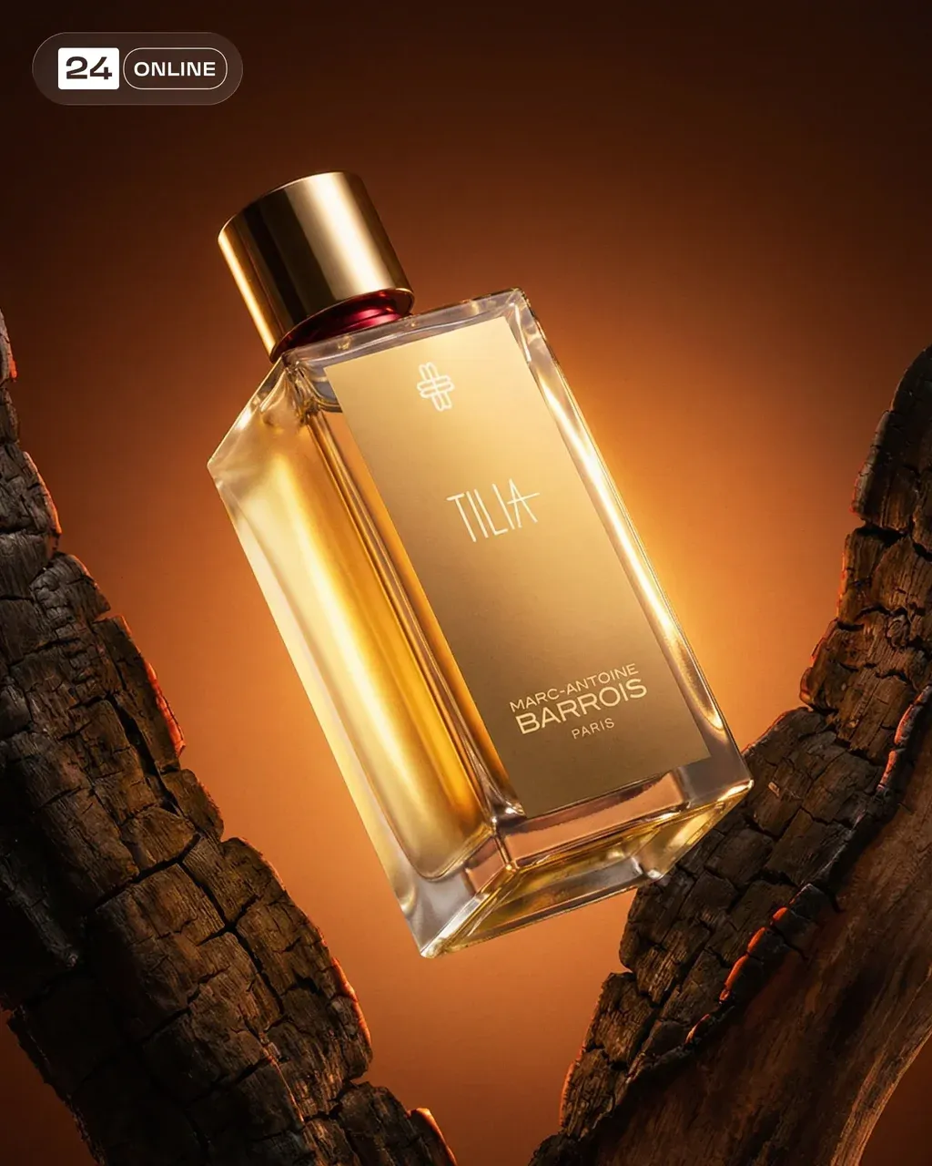 Ultra-premium studio product photography, photorealistic perfume campaign key vi…